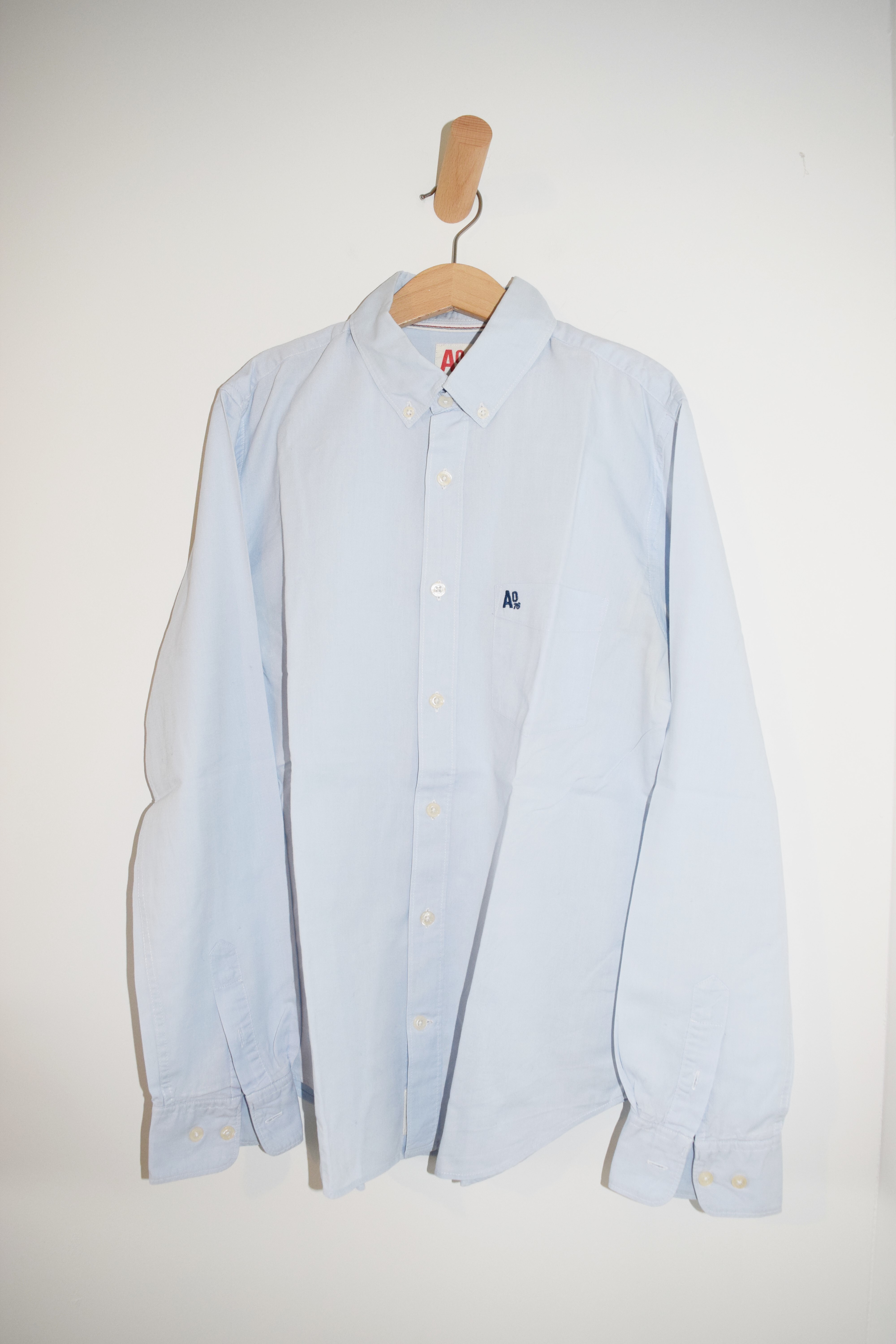 Lichtblauw hemd, American Outfitters, 14 jaar 