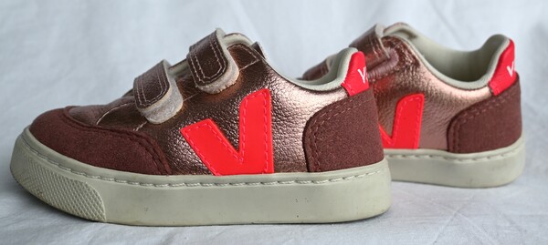 Sneakers, Veja, 24
