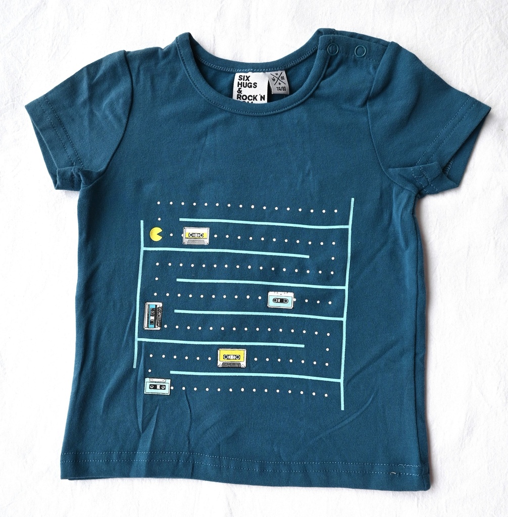 [SRE100] T-shirt, Six Hugs & Rock'n Roll, 9/12 maanden