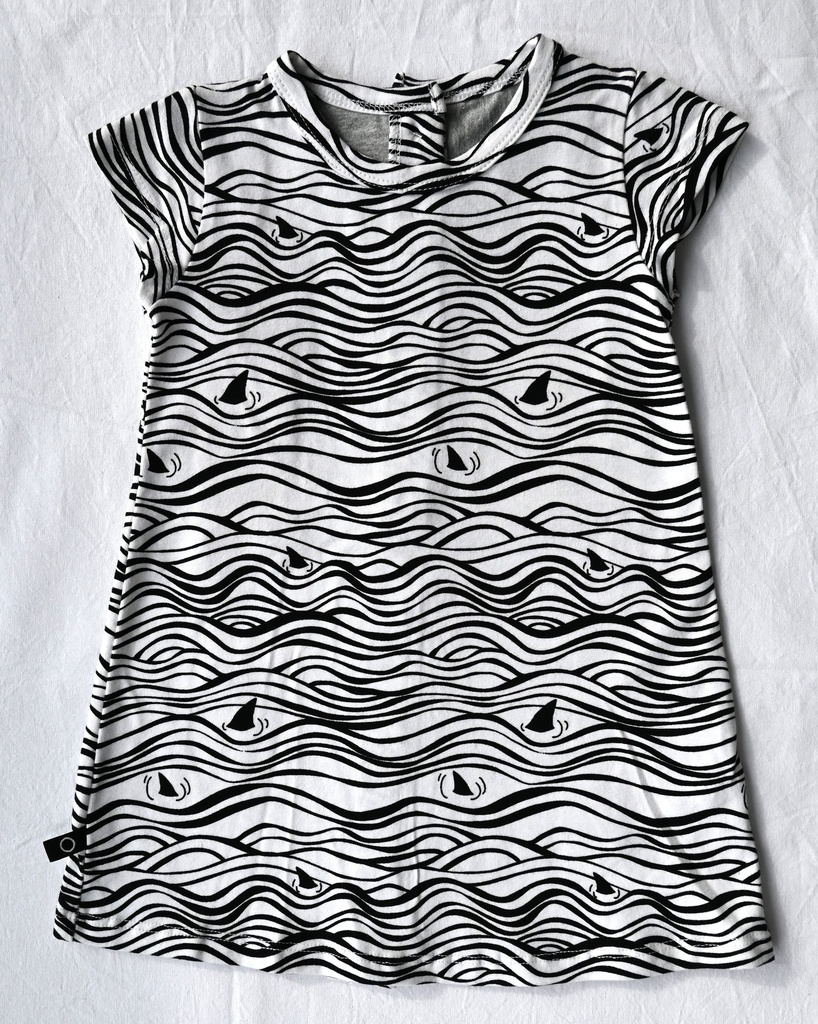 [SRE069] Jurk, nOeser, 9/12 maanden