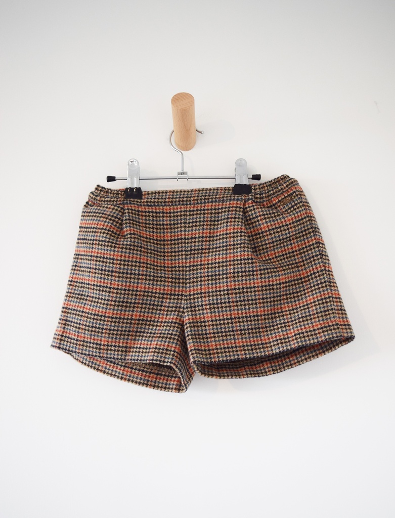 [MLA015] Short, River Woods, 6 jaar