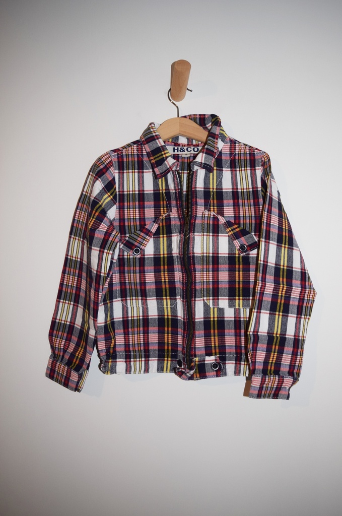 [LII027] Vestje, Hilde & co, 8 jaar