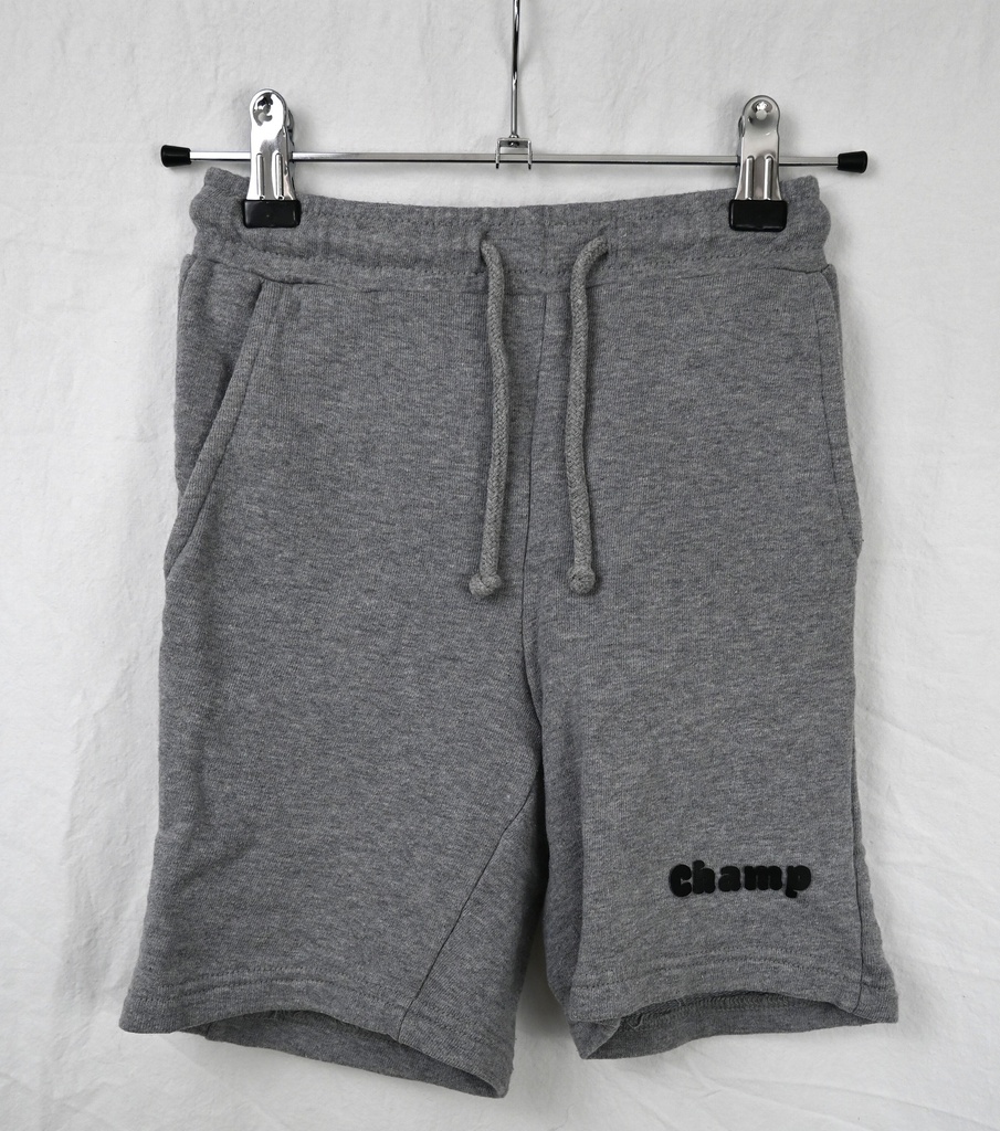 [LES063] Short, Stones and Bones, 8 jaar