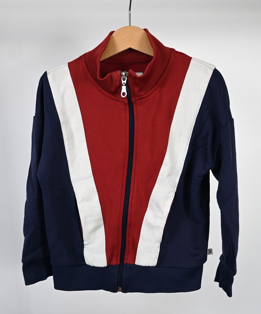 Vest, Repose AMS, 4 jaar