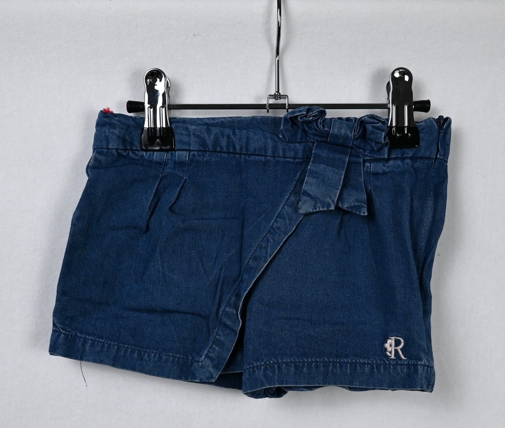 [LBO034] Shortje, River Woods, 12 maanden