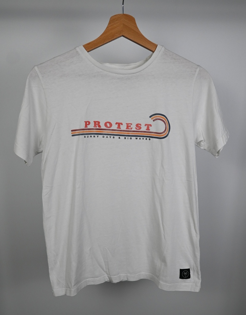 [KDA079] T-shirt, Protest, 14 jaar