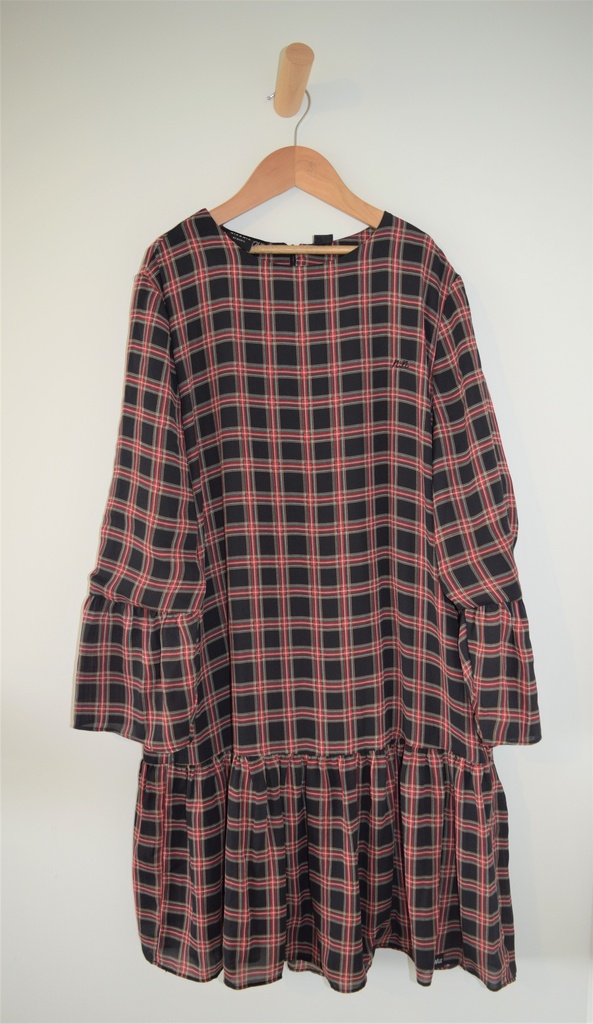 Winterjurk, Nik&Nik, 16 jaar