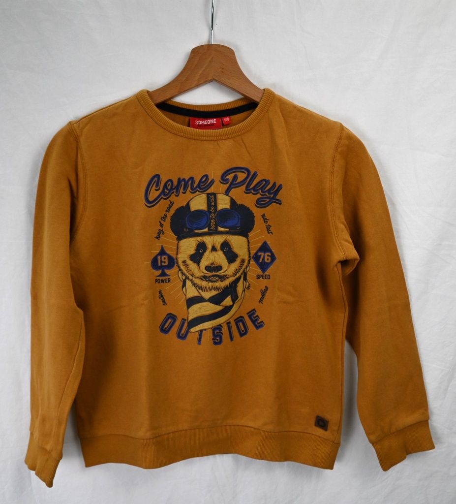 Sweater, Someone, 10 jaar