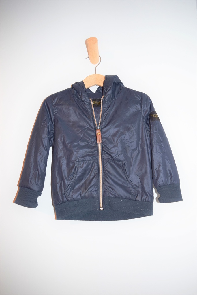 [ELS040] Dunne jas, Finger in the Nose, 2/3 jaar