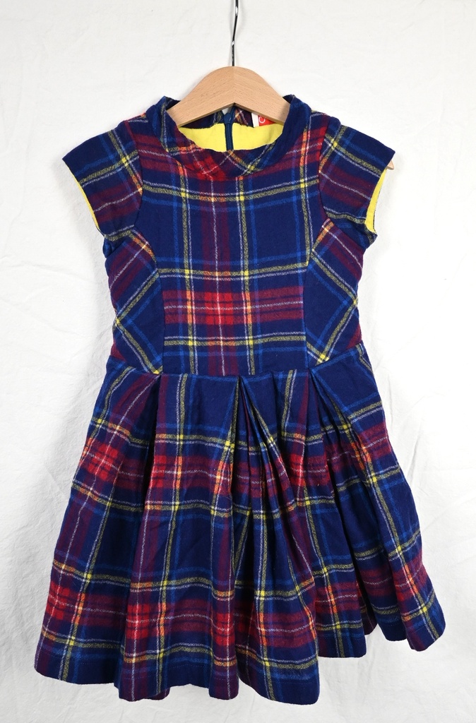 [EDK283] Winterkleedje, Quincy, 4 jaar - PI