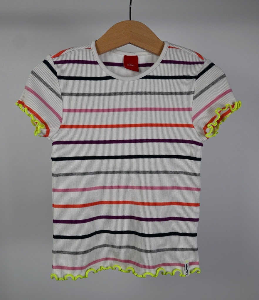 [DRO012] T-shirt, s. Oliver, 4/5 jaar