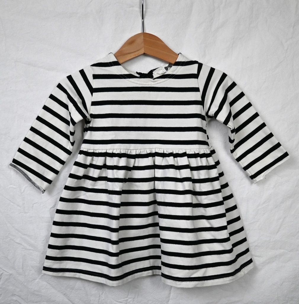 [BLE080] Sweaterjurk, House of Jamie, 6/12 maanden