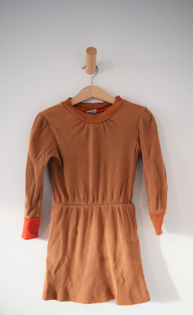 [TPU003] Kleedje, Ba*Ba, 6 jaar