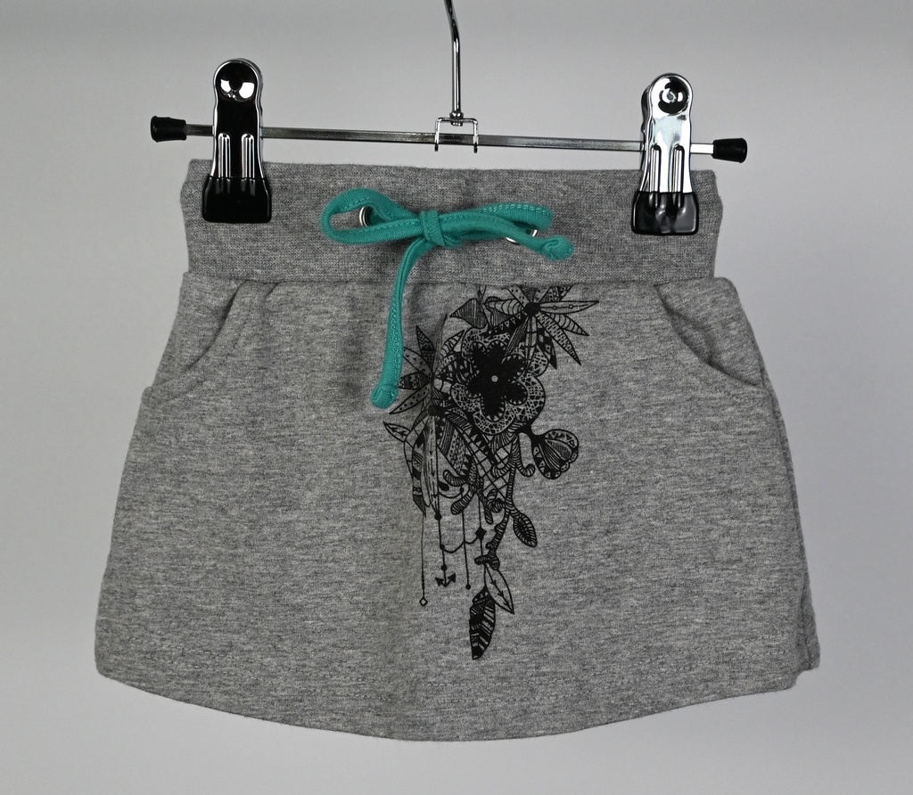 [ELFVE015] Rokje, Six Hugs & Rock 'n Roll, 2/6 maanden