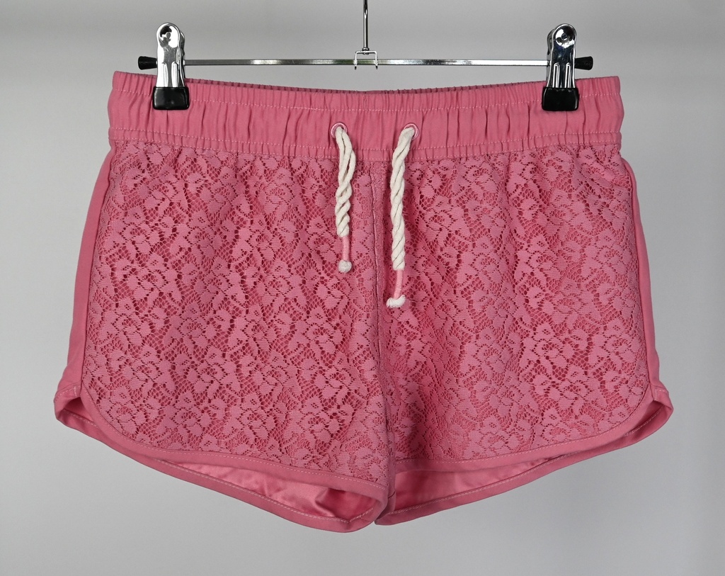 Short, Protest, 12 jaar - PI