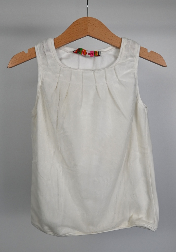 Top, Anne Kurris, 8 jaar