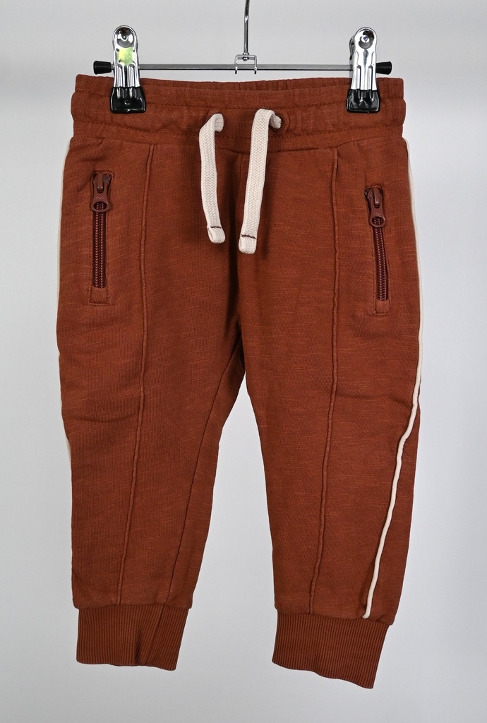 Broek, babyface, 12 maanden