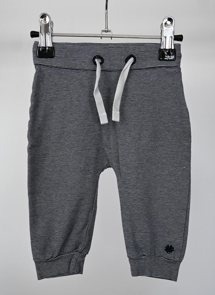 [PASM136] Broek, Noppies, 2/4 maanden